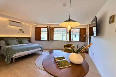 YourHouse As Escadas Estudio
