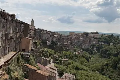 Image de A true Italian delight on a hill in the center of Italy, amazing views
