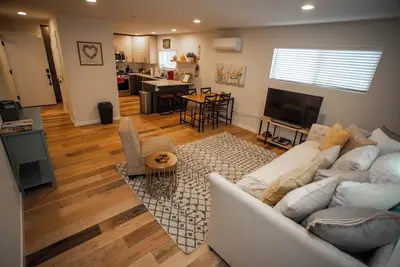 Image de Beautiful 2-bedroom apartment with Ac in Seattle