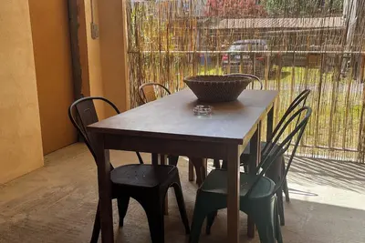 Image de Appartement très calme avec une belle terrasse en plein centre ville et en rdc