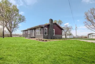 Image de Truman Lake Country Home: Circle Drive for Boats/Trailers & Family Friendly