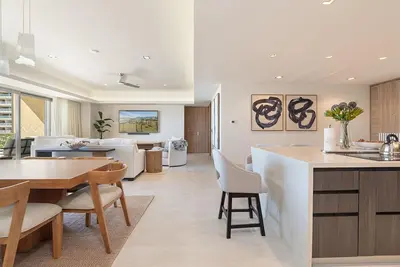 Image de One 301: The Ocean Pearl – Luxury Beachfront Condo