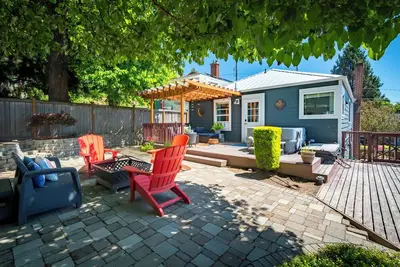 Image de Amazing Olympic View ~ Modern ~ Hot Tub ~ Ac ~ Parking ~ Pets Ok
