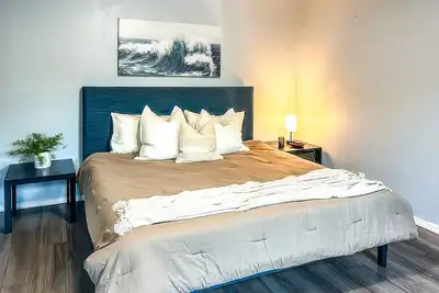 Image de Stylish and comfortable near the Kern River and lake Isabella: Group Retreat in Bodfish