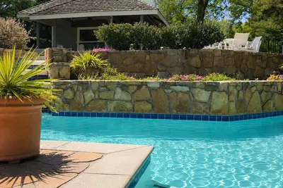 Image de Lovely 2-bedroom condo with Ac in peaceful Norcross