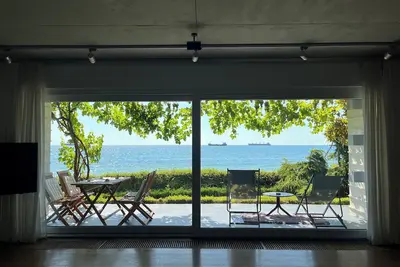 Image de Family-Friendly Villa Just Steps from the Beach with Garden & Parking