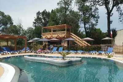 Image de ZEcamping 3 étoiles piscine chauffée locatif Tv clim 16m2