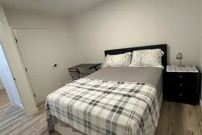 Image de Cozy basement suit in Rosewood near Costco, Saskatoon