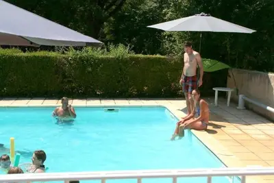 Image de Camping 3 étoiles - Piscine  - ccbgbeh