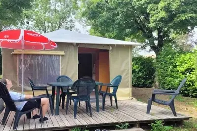 Image de Camping 3 étoiles - Piscine  - ccbfi0g