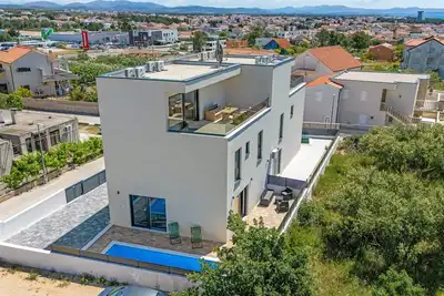 Image de Three Bedroom Villa with Outdoor Swimming Pool