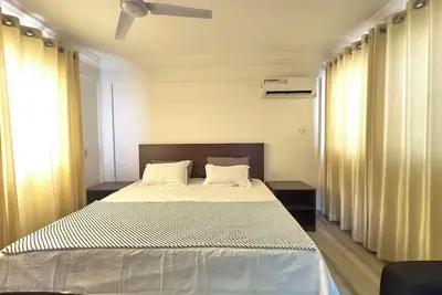 Image de 2-bedroom apartment in lovely Tema with cool Ac