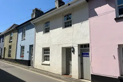 Image de Cosy coastal cottage in South Devon village