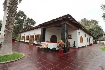Image de w*| Spacious 12br Stay w/ Pool, Bbq in Pachacamac