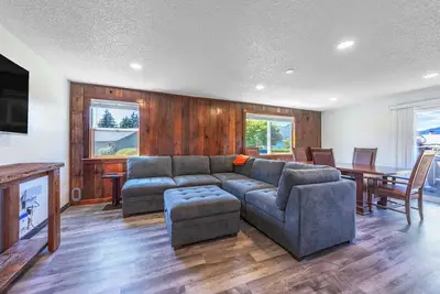 Image de Tails and Trails - Fun Views! Cascade Locks, Pet Friendly