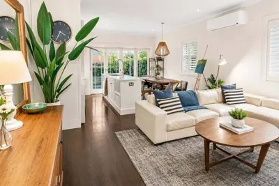 Image de Ben90 - Cremorne Retreat | Stylish Home with Garden