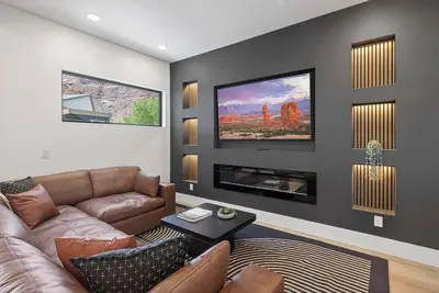 Image de Brand New Moab Luxury at Copper View