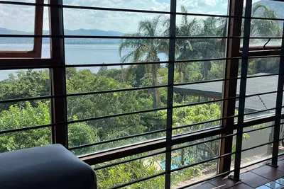 Image de Bel appartement confortable avec une vue magnifique sur le barrage