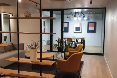 Image de 57 Appartement spacieux de 2 chambres et 2 salles de bains