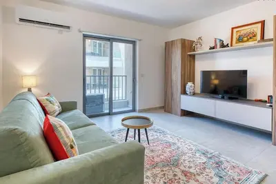 Image de Central, fully equipped 2br home in central Msida