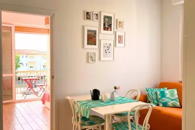 Image de Three-room sea view apartment, 2 bedrooms, 150 meters from the sea