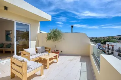 Image de Charming bright penthouse with 3 Terraces Jcut2-1