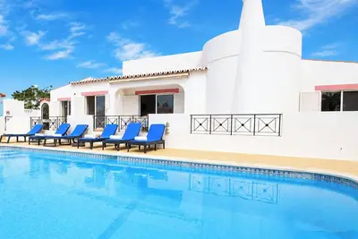 Image de Villa with heatable pool and Bbq in Carvoeiro