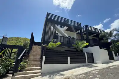 Image de Luxury 2-bedroom condo 5 mins from Uvf