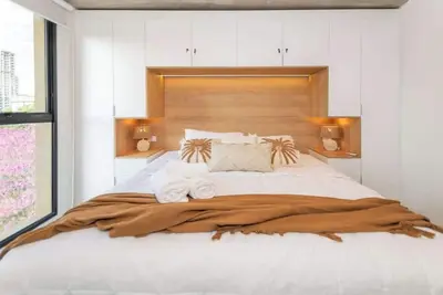 Image de Steps to Top Malls | Bbq, Pool & Gym | King Bed