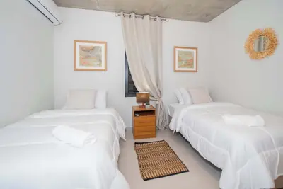 Image de Furnished 2br | Walk to Restaurants & Cafes