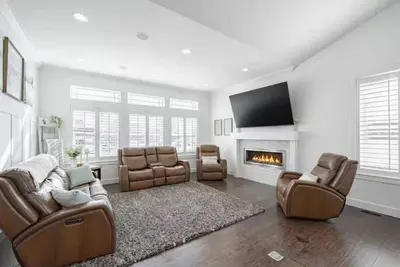 Image de Luxury Family Retreat w/Hot Tub & Games