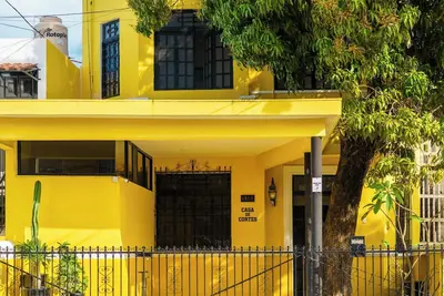 Image de Oasis in downtown Merida/Apartment in Colonial House with Spectacular Bathroom