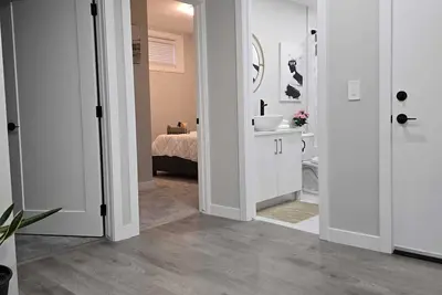 Image de Brand New Luxury Basement