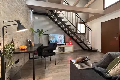 Image de The Hangar Loft - in the city centre with parking