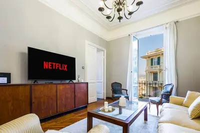 Image de Beach | 2br| Luxury Genoa| Wifi By Tilo