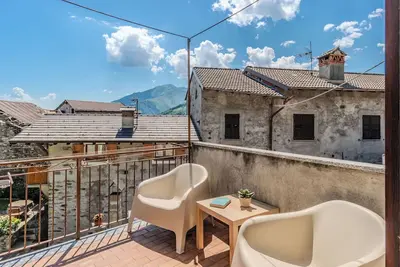 Image de Joli appartement pour 5 personnes avec Wifi, patio, animaux admis et vue panoramique