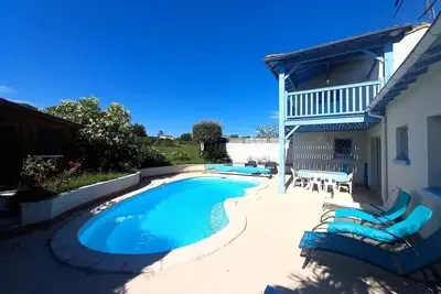 Image de Meschers sur Gironde - Seduisant Coin De Paradis avec sa Piscine Privee