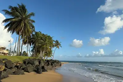 Image de Condo by the beach, family friendly, with free off-street, secure parking.