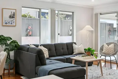 Image de Spacious Luxury 5 bedroom house near Scarborough Beach