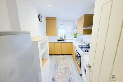 Image de Flat near Ninewells Hospital in a supremely quiet area.