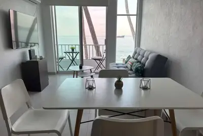 Image de Beachfront apartment