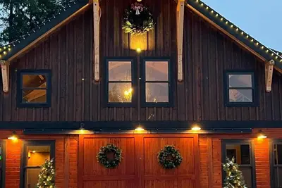 Image de Superb 5 -bedroom Estate in Monroe perfect for family getaways