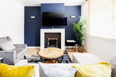 Image de Cozy Family Home Sleeps 6 in Hucknall