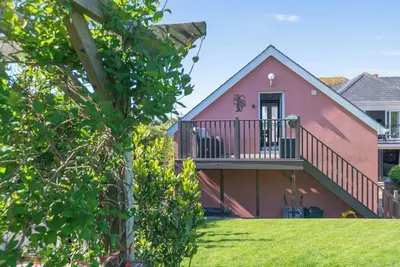 Image de Garden View Apartment, pet friendly, with a garden in Malborough