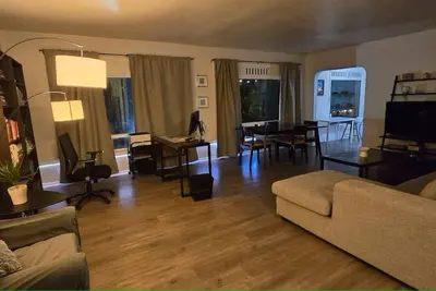Image de World cup stay, 30 minutes to Seattle stadium.