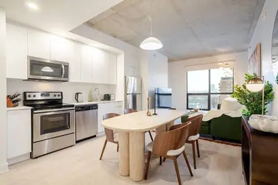 Image de Cozy Heaven in Mtl | Free Parking