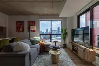 Image de Elegant Montréal Retreat | Free Parking