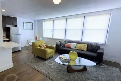 Image de 2-bedroom apartment in a wonderful Philadelphia neighborhood with Ac