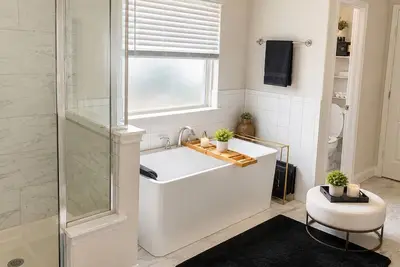 Image de Spacious 5-bedroom house in peaceful Arlington with Ac