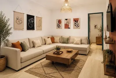 Image de Bohemian Bed&Breakfast house with Ac l 2 minutes from airport